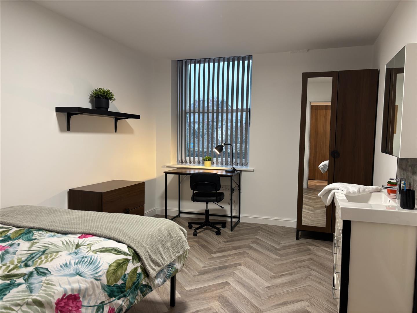 Flat 4, 10 Pitt Street, Lancaster, LA1 1NX